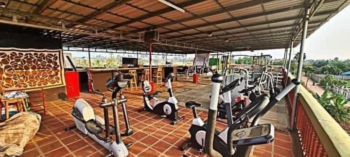 Nomads Guesthouse Kampot Luaran gambar