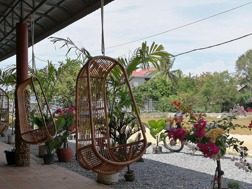 Nomads Guesthouse Kampot Luaran gambar