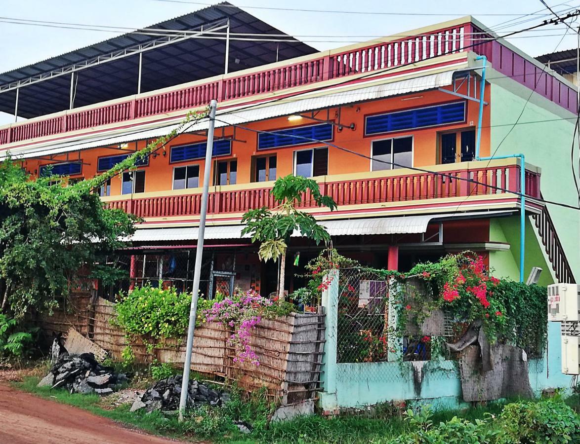 Nomads Guesthouse Kampot Luaran gambar